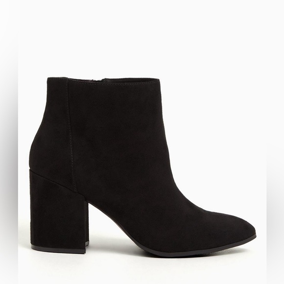 torrid Shoes - Torrid Pointed Toe Block Heel Bootie (WW) Black, Size 10.5